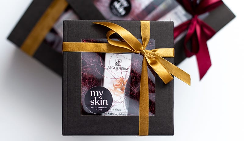 Apsveic savus mīļos attālināti!