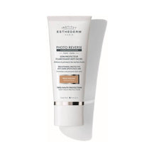 Institut Esthederm Photo Reverse tonēts ļoti augstas aizsardzības fluīds sejai ar pigmentācijas plankumiem 50 ml