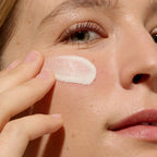 ISISPHARMA UVEBLOCK SPF50 Sun Serum trīskāršas iedarbības serums aizsardzībai no saules 28 ml